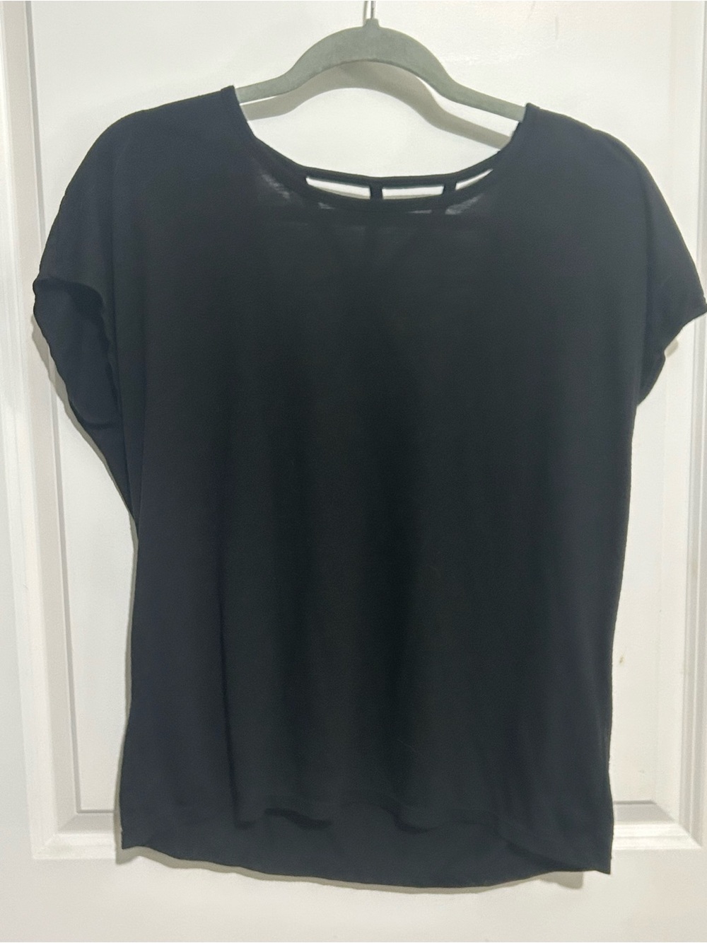 Yoga & Activewear 3 Shirt Bundle Size M